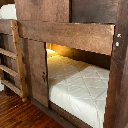 La Garden Hostel